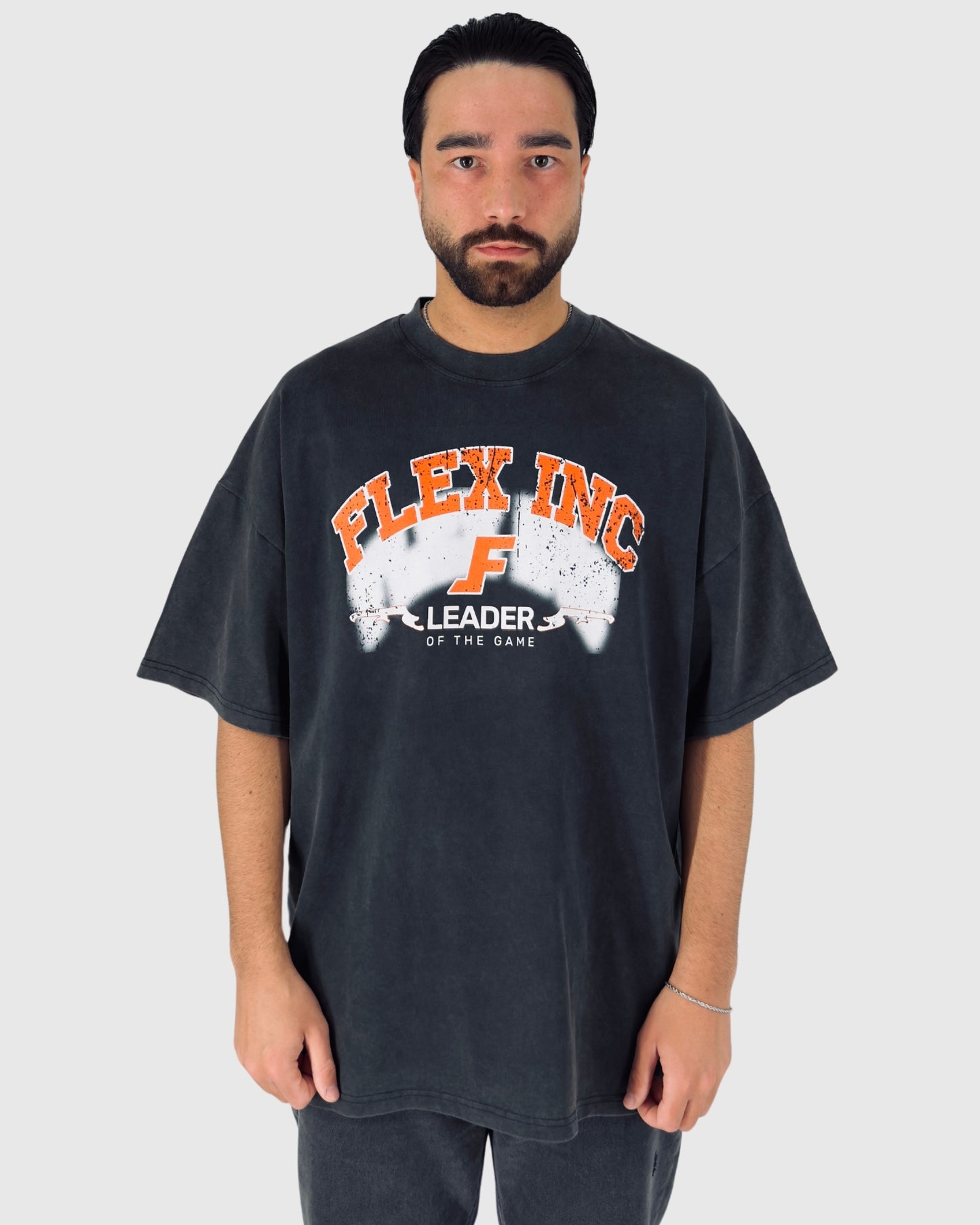 College T-Shirt – Vintage Black
